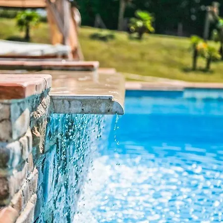 San Lorenzo Sleeps 12 Pool Air Con Wifi