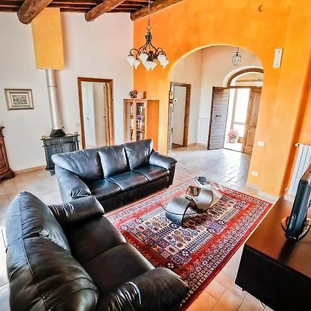 San Lorenzo Sleeps 12 Pool Air Con Wifi Willa Baschi
